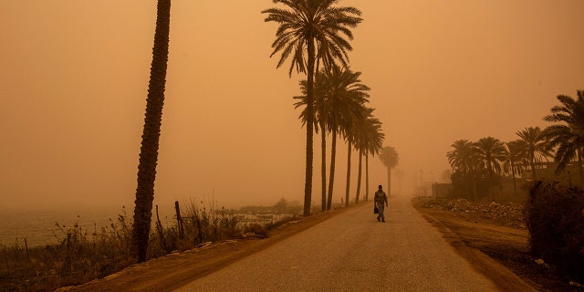 A sandy Basra, Iraq