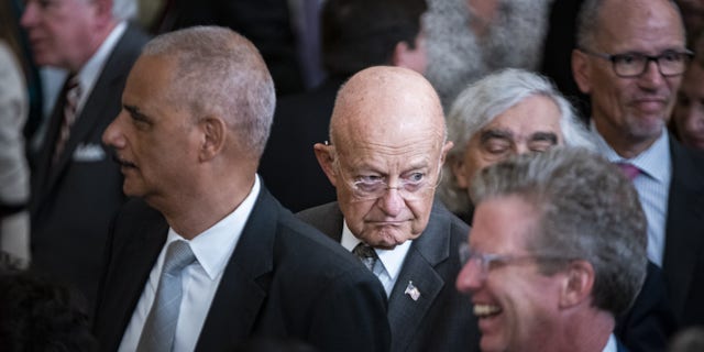 В Северной Корее задержан солдат США: Как сажали американцев после пересечения границы 2 Джеймс Клэппер Корея
