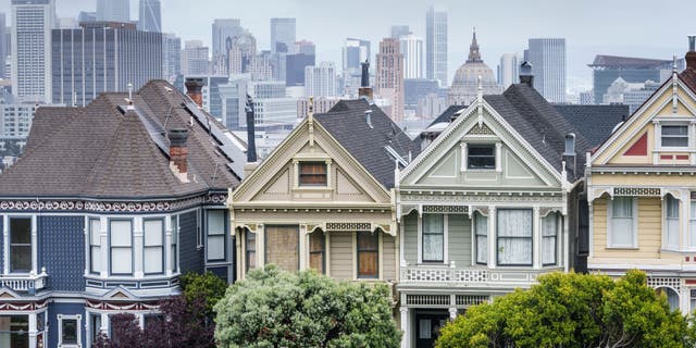 San Francisco victorian-style homes