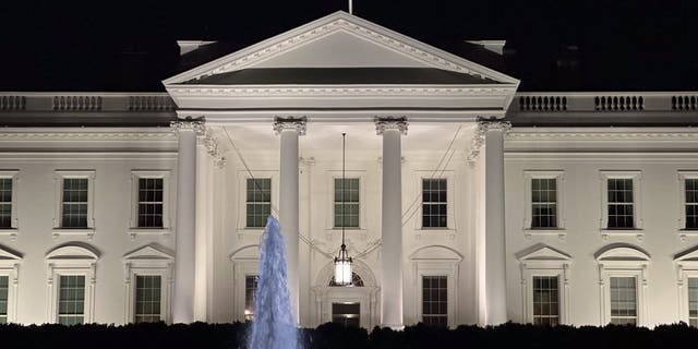 white house night