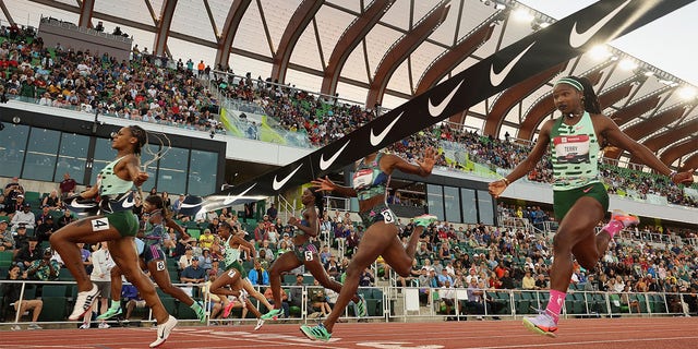 Sha'Carri Richardson wins the 100m final