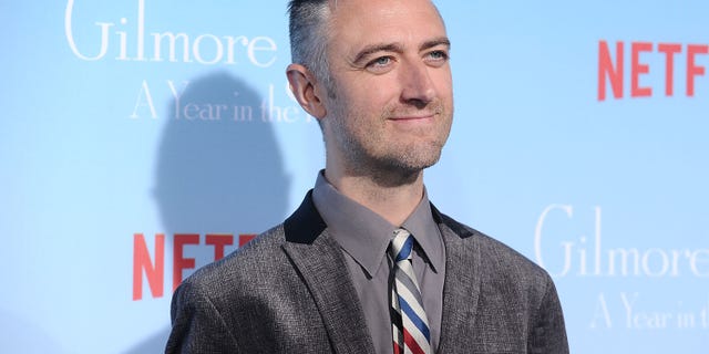 sean gunn at gilmore girls netflix premiere