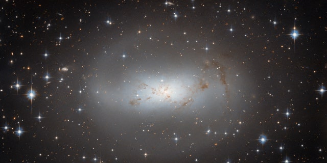 The galaxy ESO 174-1