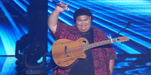 Iam Tongi on the American Idol final