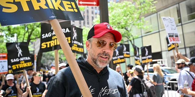 Jason Sudeikis at the picket line