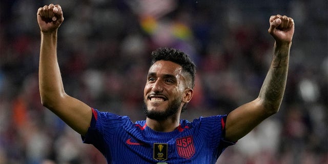 Jesús Ferreira celebrates goal
