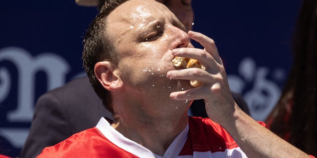 Joey Chestnut mows down hot dogs
