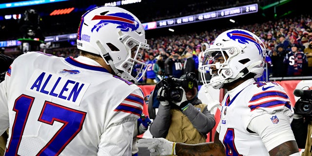 Josh Allen and Stefon Diggs in 2022