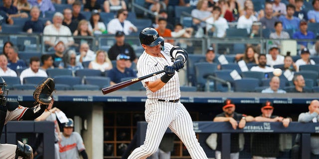 Josh Donaldson swings bat