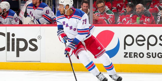 KAndre Miller skates
