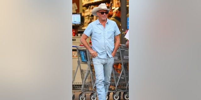 travel Kevin Costner in Colorado