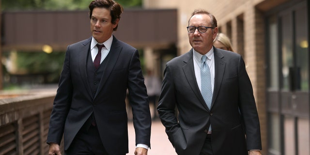 Kevin Spacey arrives at court to testify