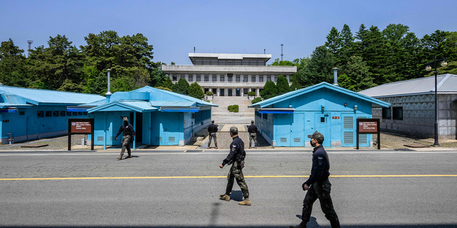 North Korea South Korea border crossing