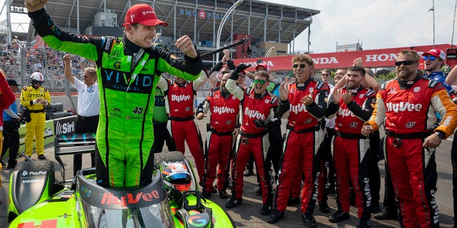 Christian Lundgaard celebrates with team