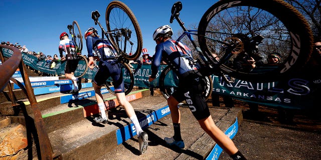 Cyclocross cyclists in Arkansas
