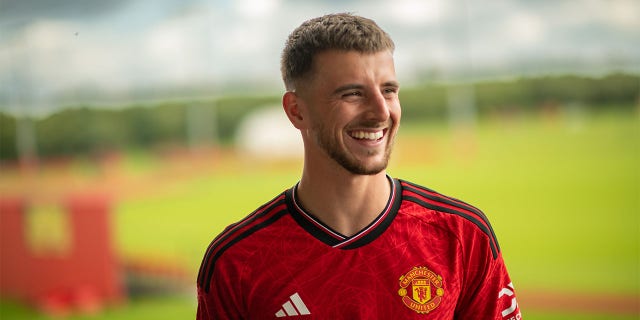 Pose di Mason Mount