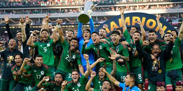 Mexico players celebrate