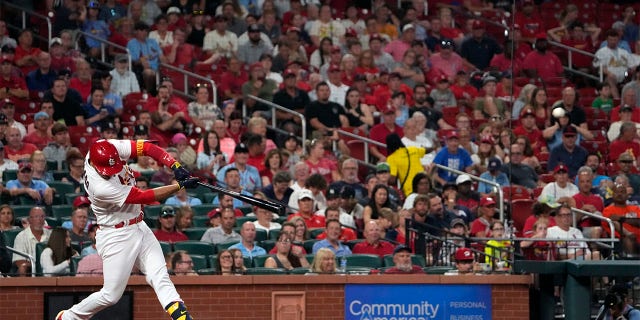 Nolan Arenado hits two-run double