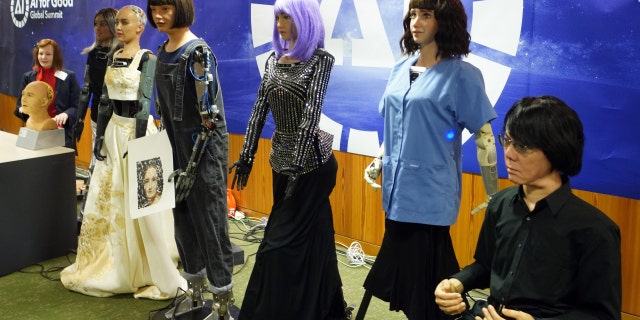 The panel of robots