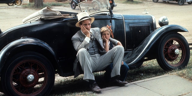 Ryan ONeal and Tatum ONeal in Paper Moon