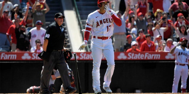 Shohei Ohtani drops bat