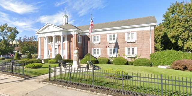 Street view of Smithtown Town Hall