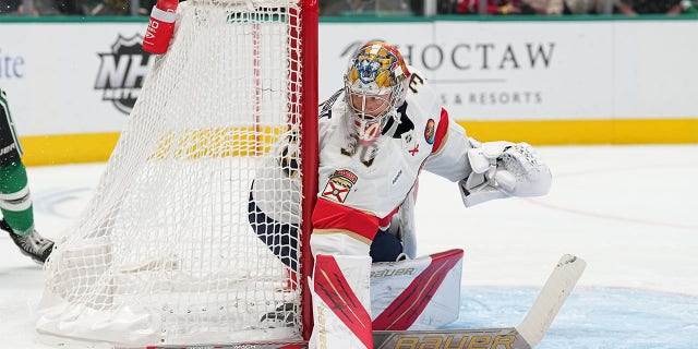 Spencer Knight goaltends