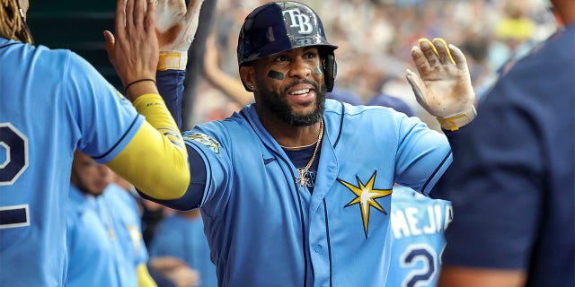 Yandy Diaz festeggia