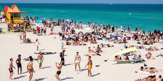 A crowded Miami Beach