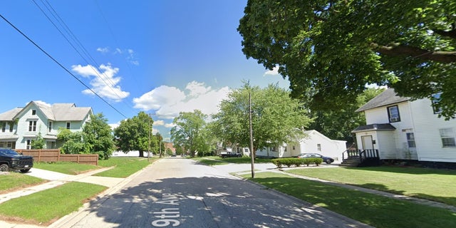 9th avenue, rockford, illinois street view