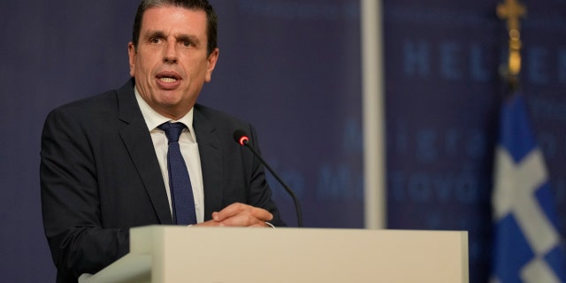 Grecia condena las amenazas de la Agencia Europea de Fronteras de abandonar el país por las muertes de inmigrantes: 'inimaginable' 4 dimitris kyrides