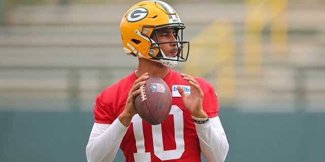 Jordan Love at OTAs