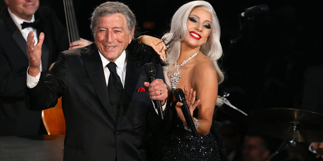 Lady Gaga and Tony Bennett performing