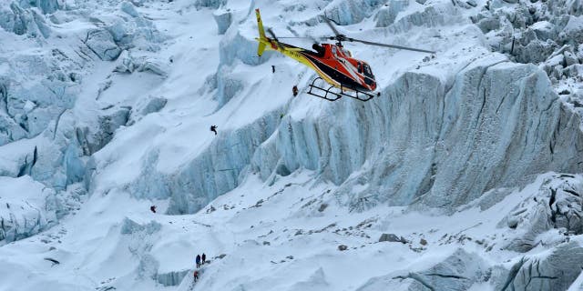 Nepal helicopter