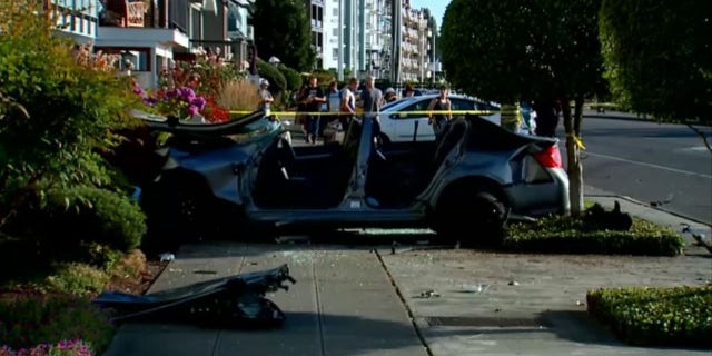 damaged car