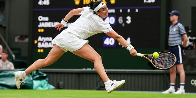 Ons Jabeur during tennis match.