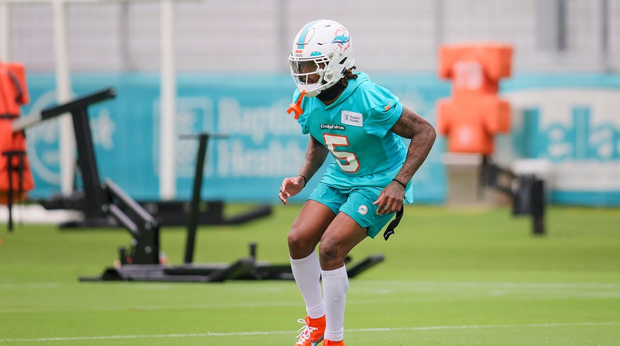 Dolphins' Jalen Ramsey says 'surgery went well,' vows to 'attack