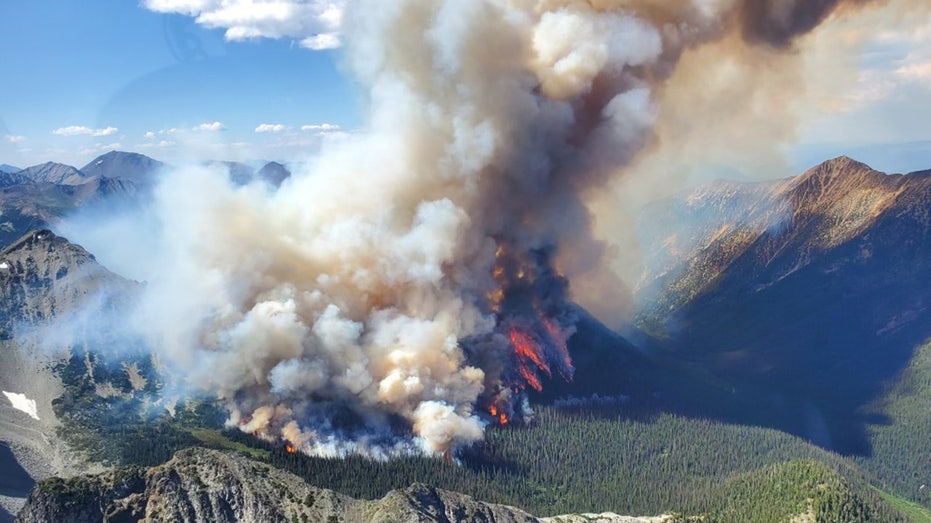 Canada wildfires: Trudeau, others mourn second firefighter death as smoke sparks further US air quality alerts