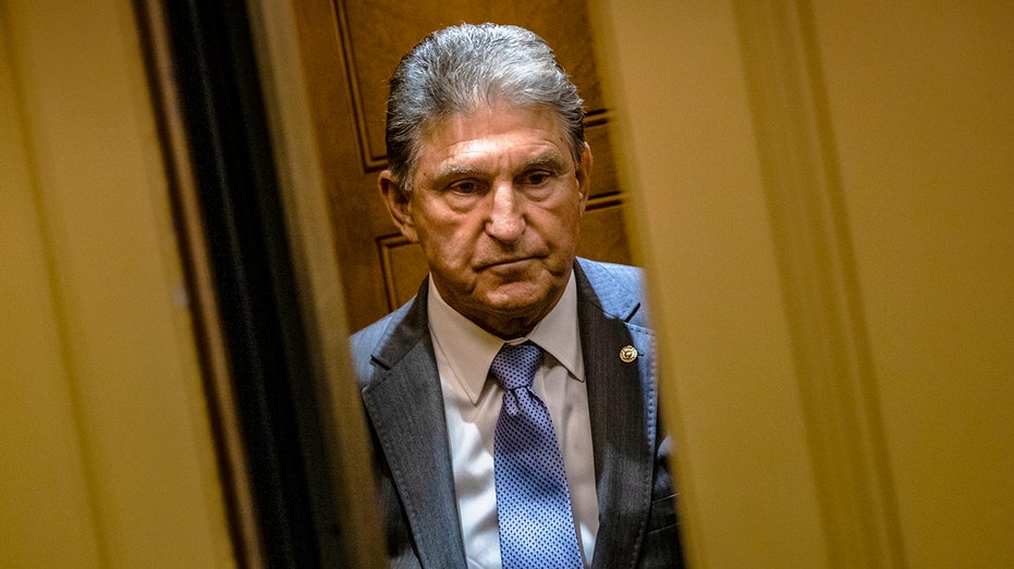 Manchin backtracks, downplays involvement in Inflation Reduction Act after claiming he ‘wrote’ it