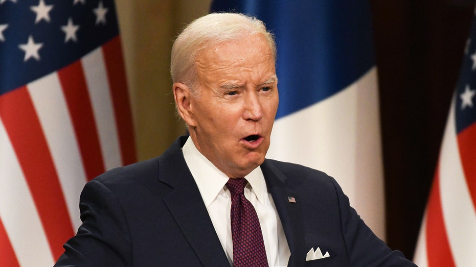 Biden gets failing grade on jobs, inflation despite bragging about ‘Bidenomics’: poll