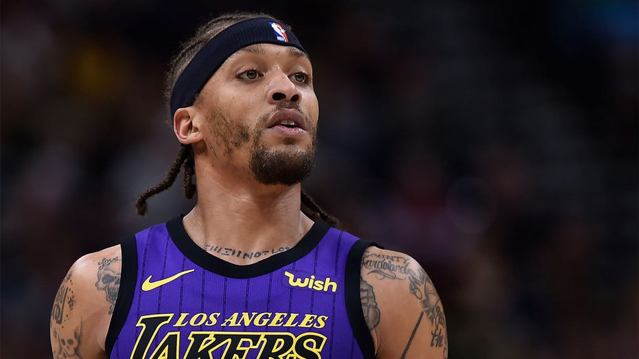 Michael beasley sale lakers jersey