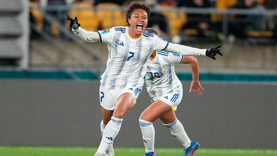 Philippines stuns New Zealand for first-ever World Cup win. Its heroes?  Californians - Cal South