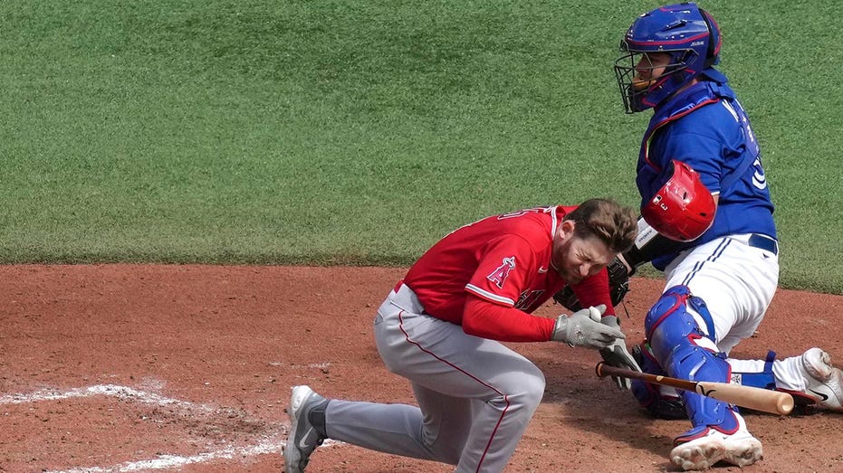 Angels Refuse to Play Taylor Ward at Catcher Amidst Position Drama