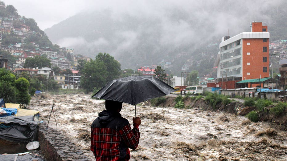 Schools in New Delhi close after heavy monsoon rains cause 15 deaths