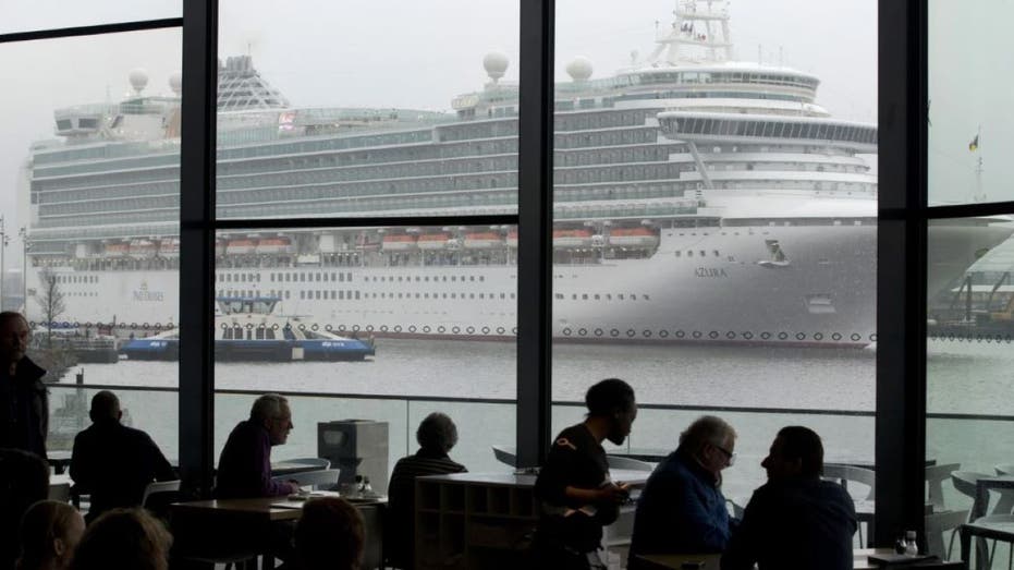 Amsterdam moves to ban cruise ships from city center to combat pollution: ‘Sea of locusts’