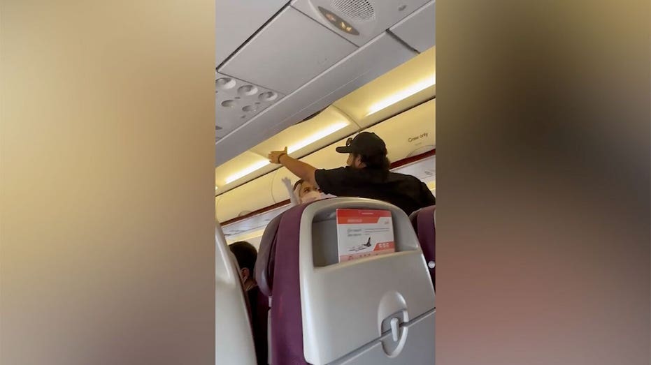 Passenger becomes irate and forces flight to turn around after forgetting bag in terminal