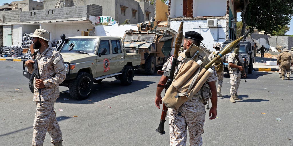 Intense clashes between militias in Libya leave residents trapped in homes - Vimarsana News