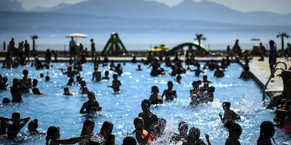 Swiss police warn that heat wave increases risk of falling rock, ice in Alpine region - Vimarsana News
