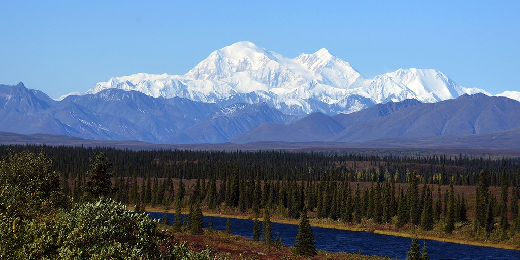 Trump promete abandonar Denali em favor do Mt. McKinley, mas senadores do Alasca rejeitam o plano: &