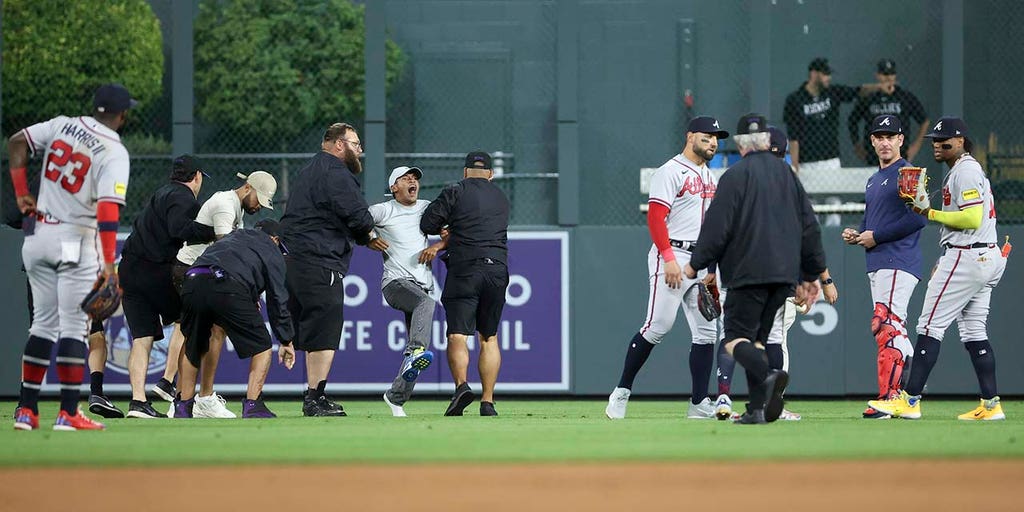 Braves star Ronald Acuña Jr. explains fan confrontation during